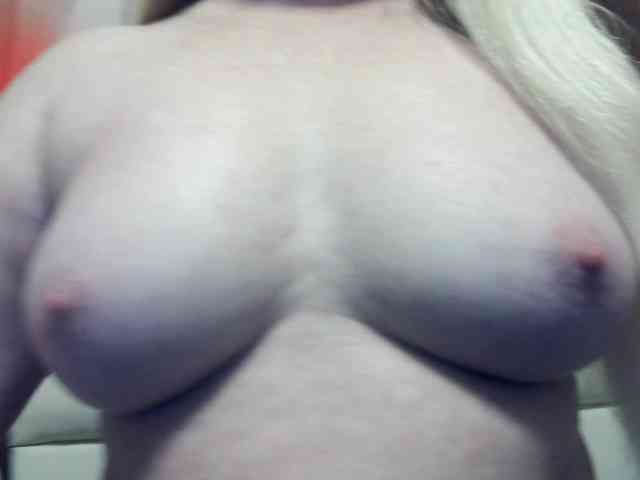 Lilia103 webcam
