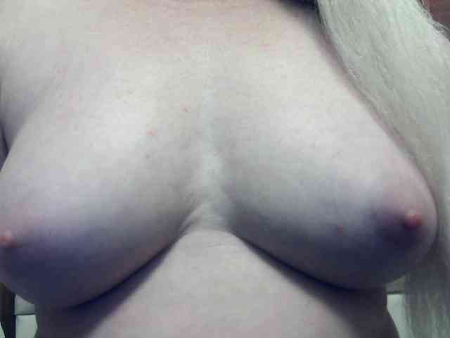 Lilia103 webcam