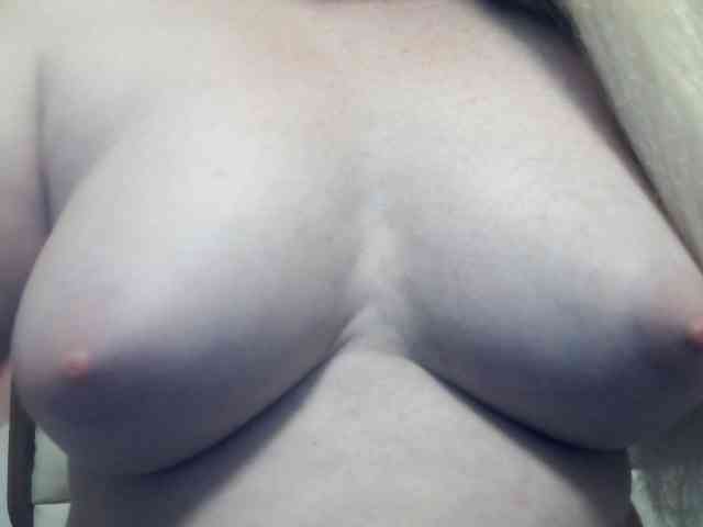 Lilia103 webcam