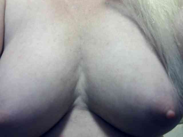 Lilia103 webcam