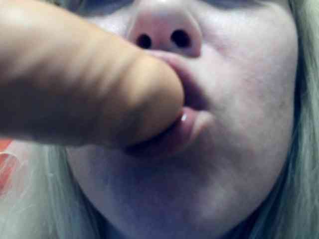 Lilia103 webcam