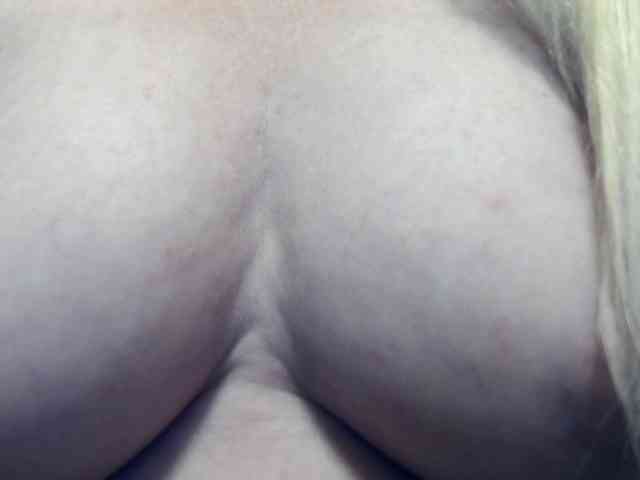 Lilia103 webcam
