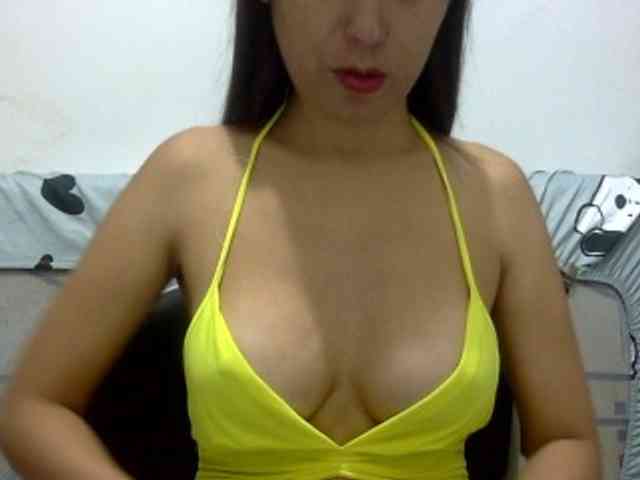 hotsexygoddes Live Webcam on BongaCams