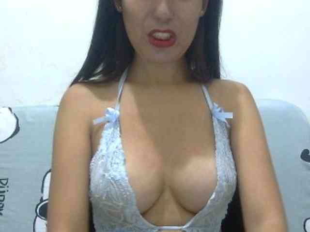 hotsexygoddes Live Webcam on BongaCams