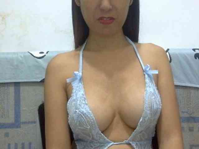 hotsexygoddes Live Webcam on BongaCams