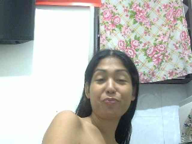 hotsexygoddes Live Webcam on BongaCams