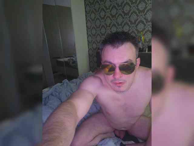 Housee1990dim