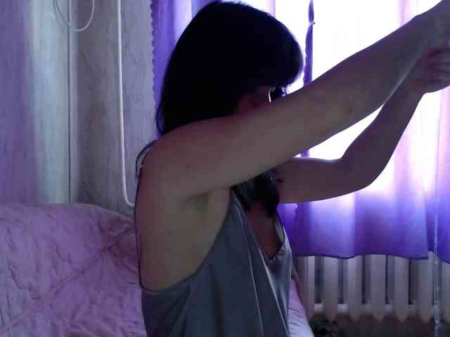 KedraLuv webcam