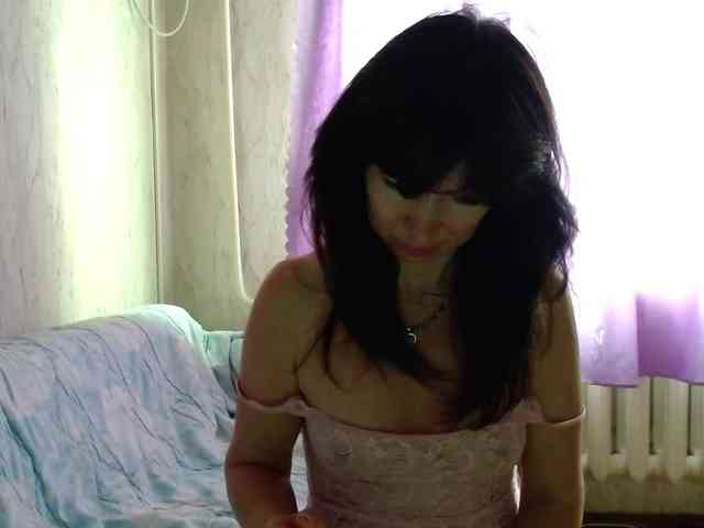 KedraLuv webcam