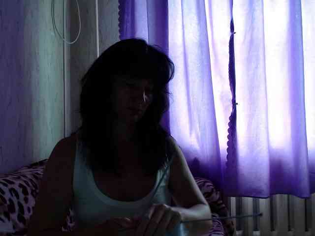 KedraLuv webcam