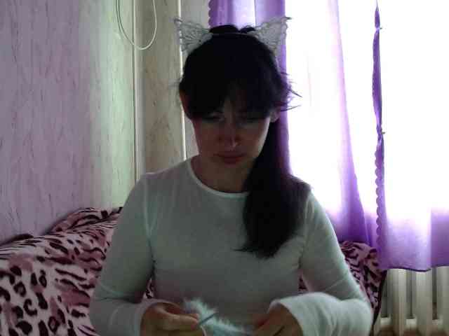 KedraLuv webcam