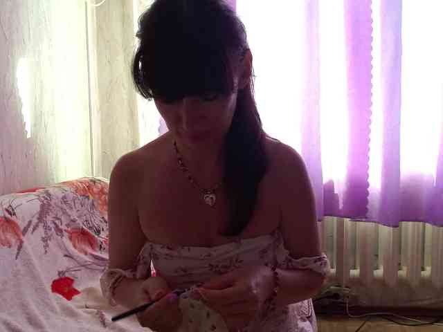 KedraLuv webcam