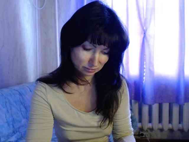 KedraLuv webcam