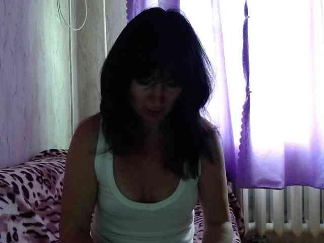 KedraLuv webcam