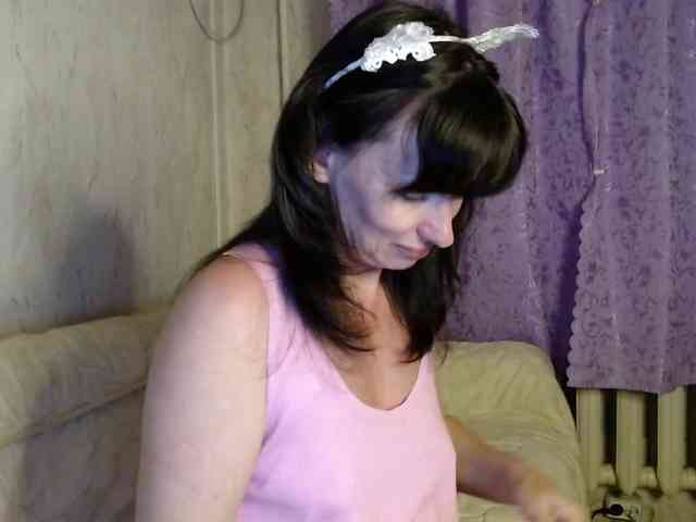 KedraLuv webcam