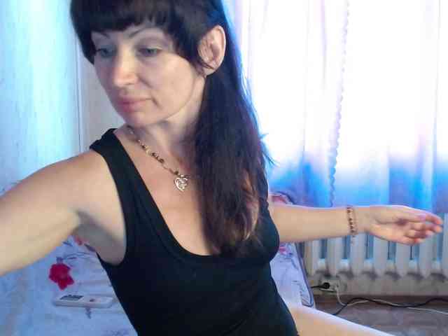 KedraLuv webcam