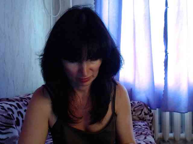 KedraLuv webcam