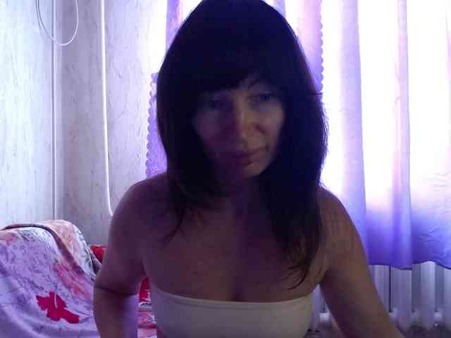 KedraLuv webcam