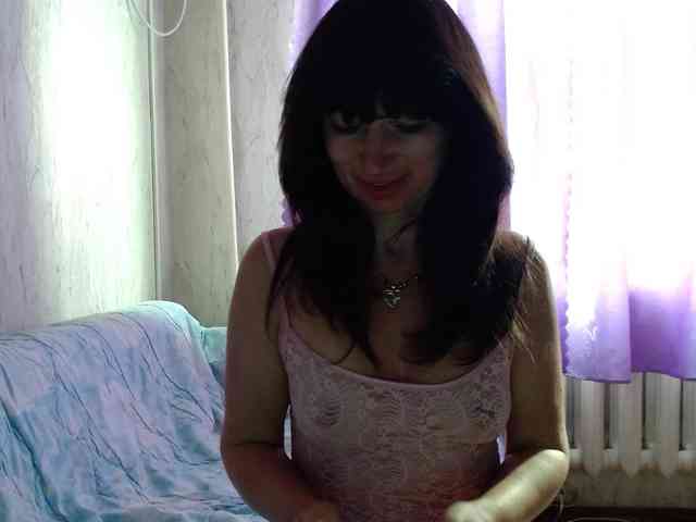KedraLuv webcam