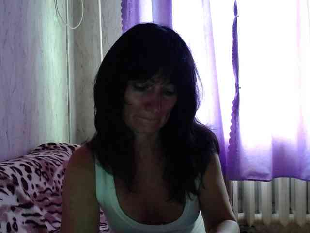 KedraLuv webcam