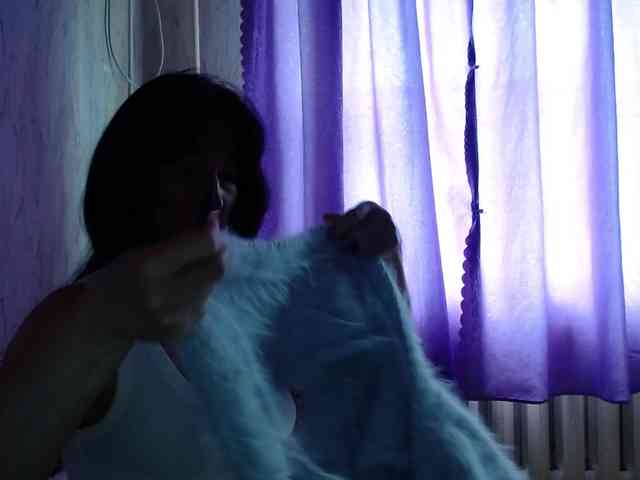 KedraLuv webcam