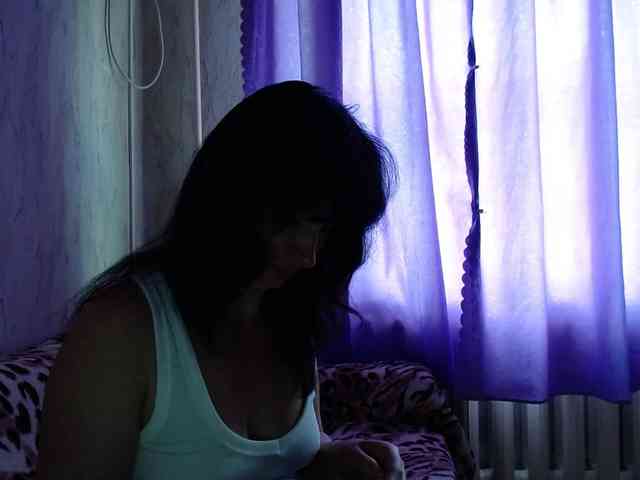 KedraLuv webcam