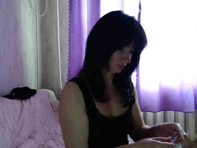 KedraLuv webcam