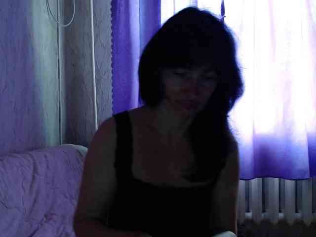 KedraLuv webcam