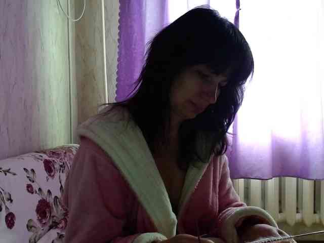 KedraLuv webcam