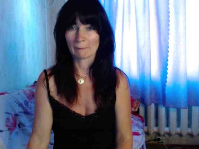 KedraLuv webcam
