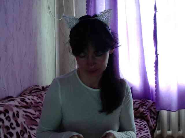 KedraLuv webcam