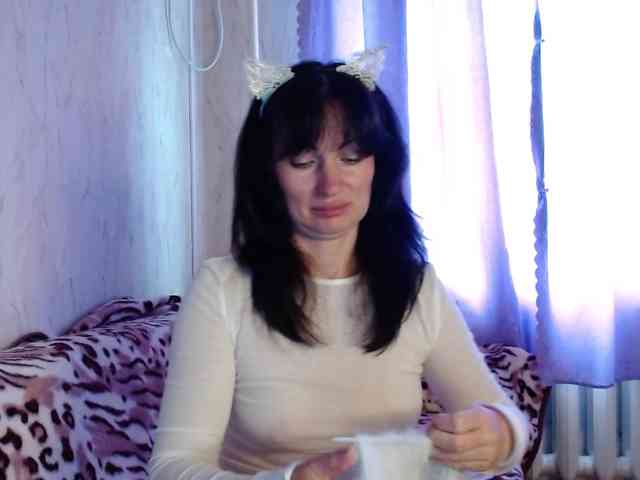 KedraLuv webcam