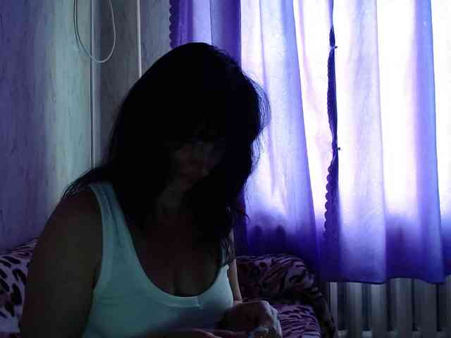 KedraLuv webcam