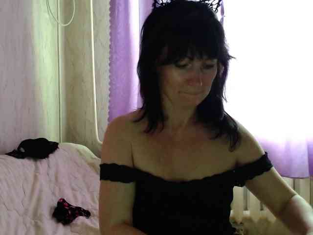 KedraLuv webcam