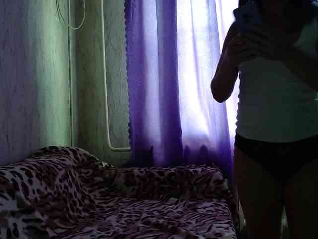 KedraLuv webcam