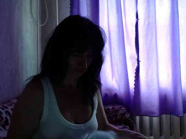 KedraLuv webcam