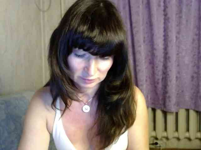 KedraLuv webcam