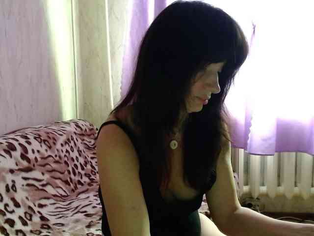 KedraLuv webcam