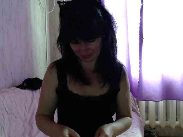 KedraLuv webcam