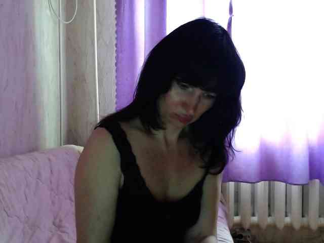 KedraLuv webcam