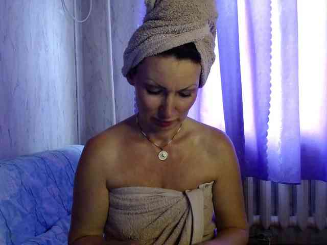 KedraLuv webcam