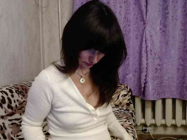KedraLuv webcam