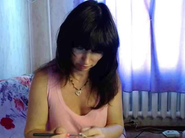 KedraLuv webcam