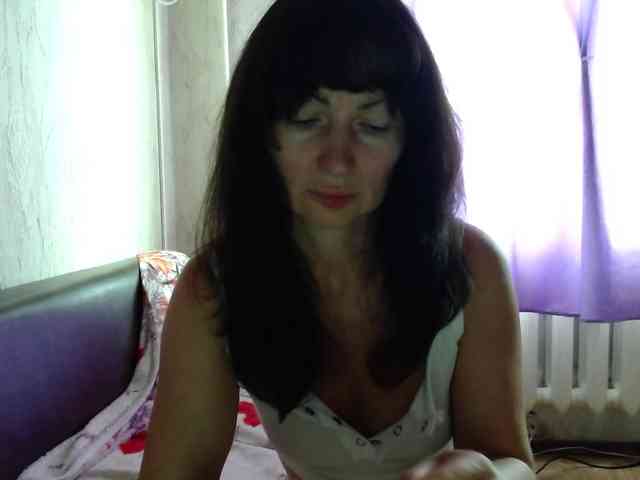 KedraLuv webcam