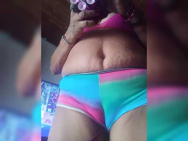 DirtyBiancax's BongaCams show and profile