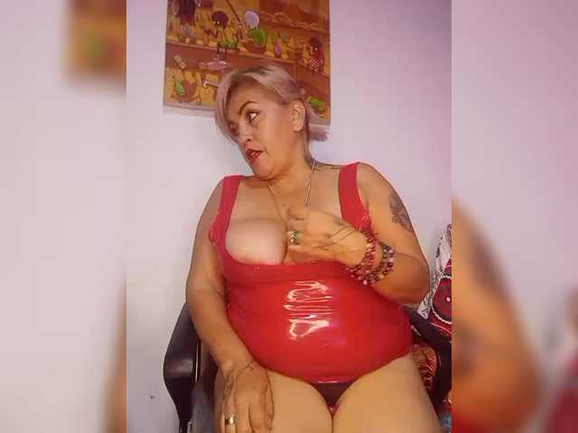 DirtyBiancax live cam on BongaCams