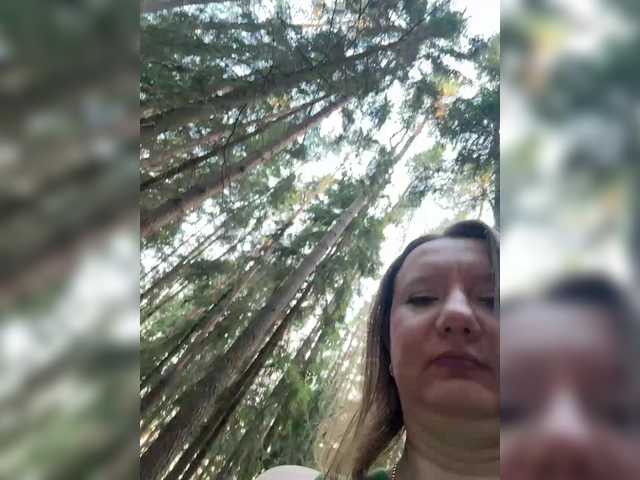 Ledi1 live cam on BongaCams
