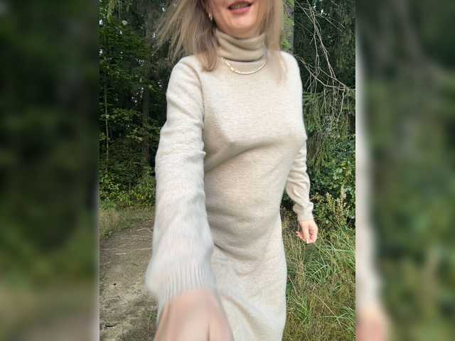 Ledi1 live cam on BongaCams