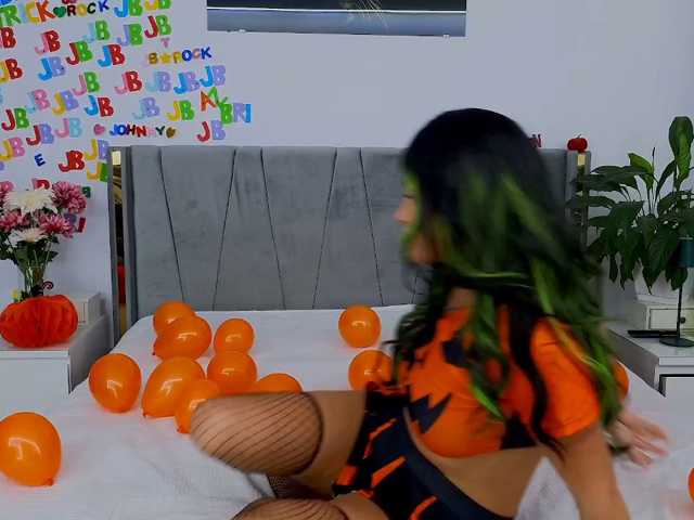 jessykm123 live cam on BongaCams
