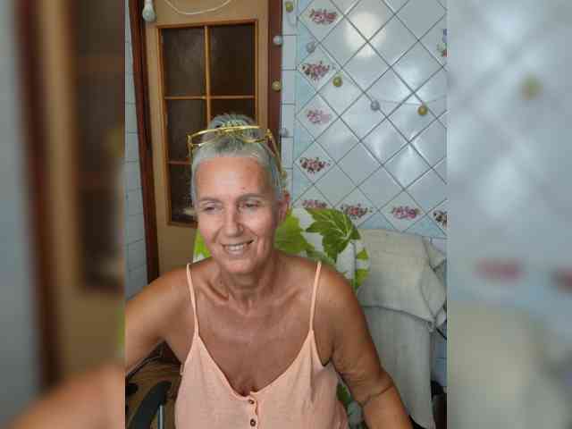lukerya webcam